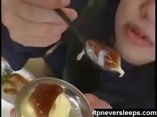 Japonesa mademoiselle esperma dessert